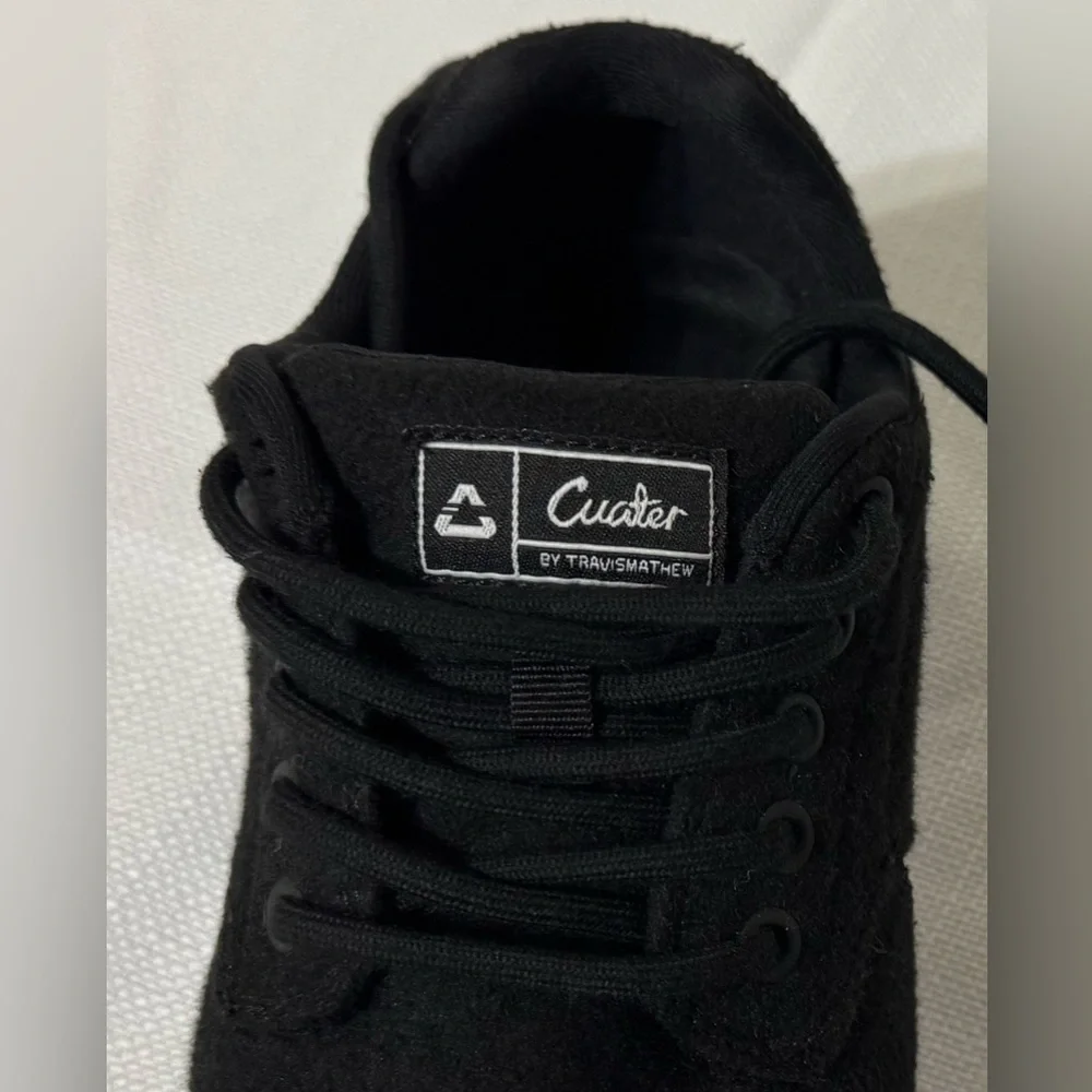 Travis Mathew Cuater The Daily Wool Sneaker Shoes Black White Golf  Mens Sz 8